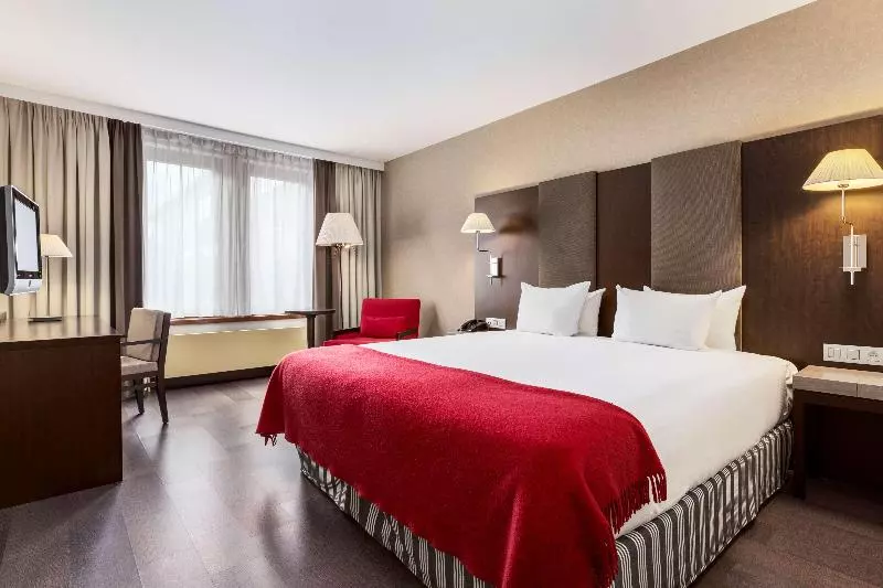 スイート, Park Inn By Radisson Frankfurt Airport