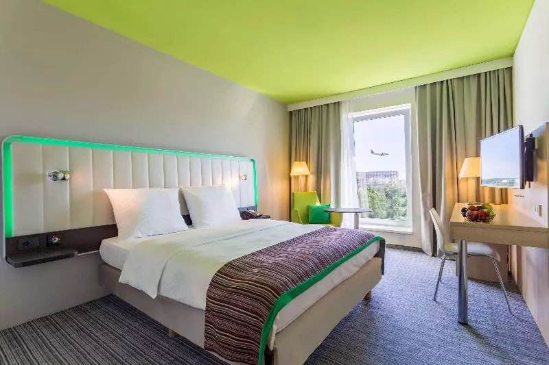 公園の見えるスタンダードルーム, Park Inn By Radisson Frankfurt Airport