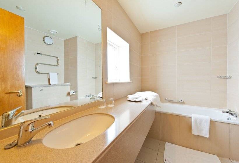 Номер Стандарт, Roganstown Hotel & Country Club