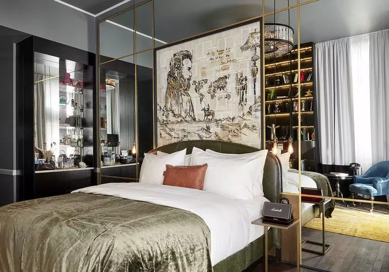 Junior Suite, Sir Savigny Hotel, Part Of Sircle Collection