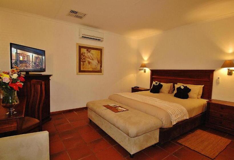 غرفة قياسية لذوى الاحتياجات الخاصة, Tzaneen Country Lodge