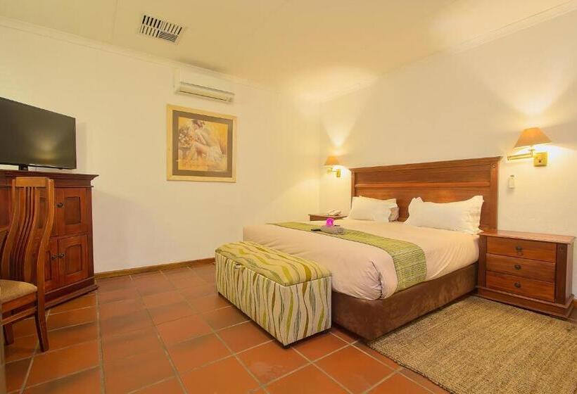 غرفة قياسية لذوى الاحتياجات الخاصة, Tzaneen Country Lodge