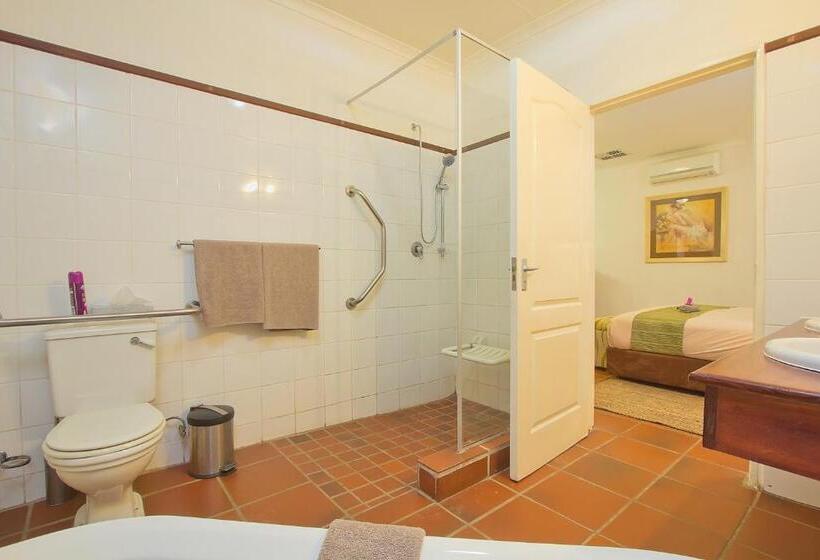 غرفة قياسية لذوى الاحتياجات الخاصة, Tzaneen Country Lodge