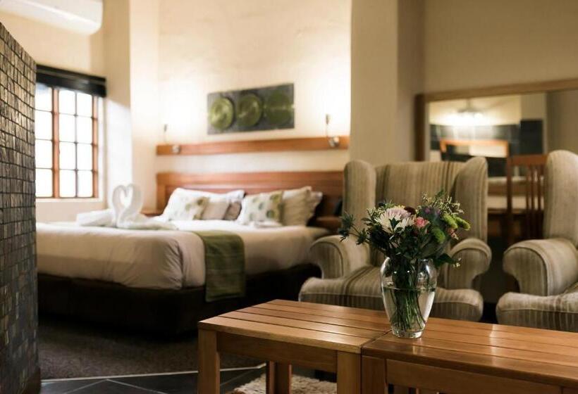 디럭스 룸, Tzaneen Country Lodge