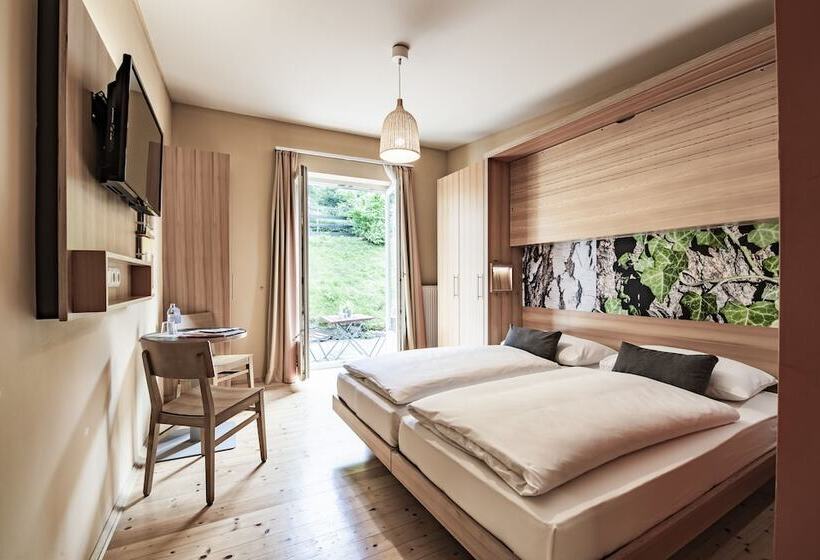 غرفة قياسية ثلاثية, Jufa Hotel Murau