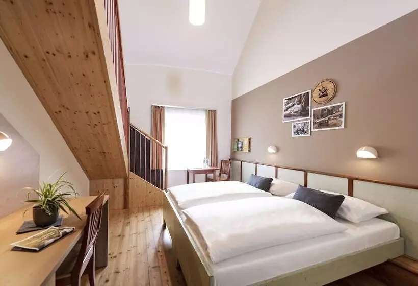 スタンダード４人部屋, Jufa Hotel Murau