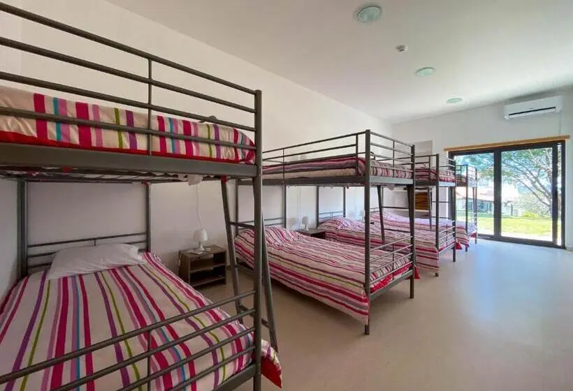 ルームシェアのワンベッド, Albergue Da Juventude