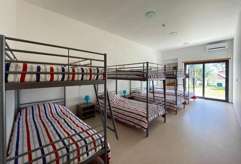 ルームシェアのワンベッド, Albergue Da Juventude