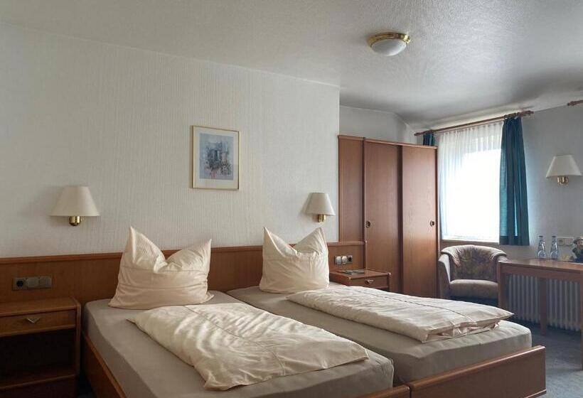 标准间, Meyers Gasthof