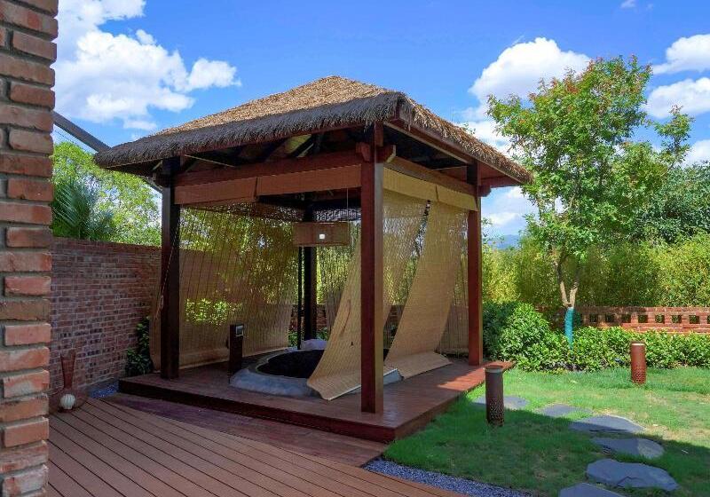 غرفة قياسية سرير كينج, Dongfengyun Hotel Mi Le Mgallery