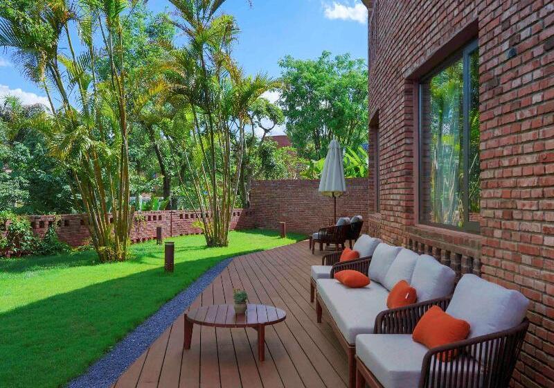 غرفة قياسية سرير كينج, Dongfengyun Hotel Mi Le Mgallery