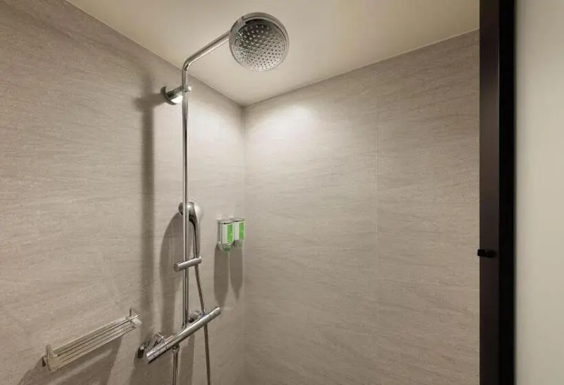 キングサイズベッドのスタンダードルーム, Fairfield By Marriott Mie Okuise Odai