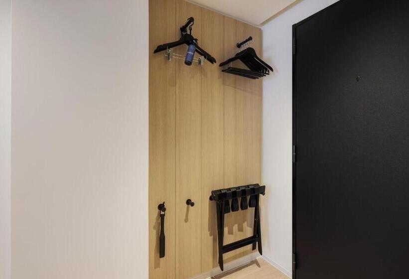 غرفة قياسية سرير كينج, Fairfield By Marriott Mie Okuise Odai