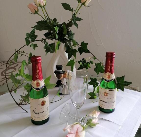 バルコニー付きスタンダードルーム, Landgasthof Plohnbachtal Ug