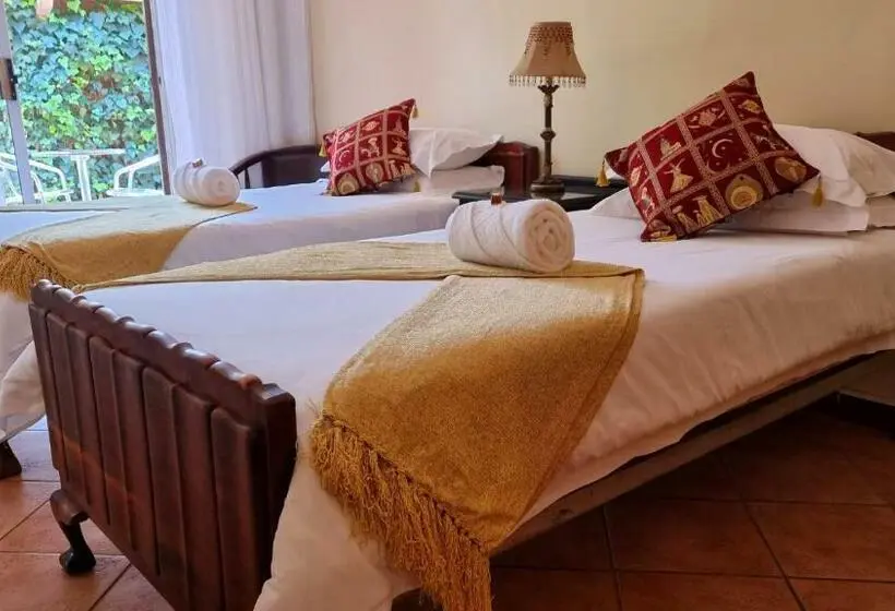 スタンダードルーム, Camelia Guest House