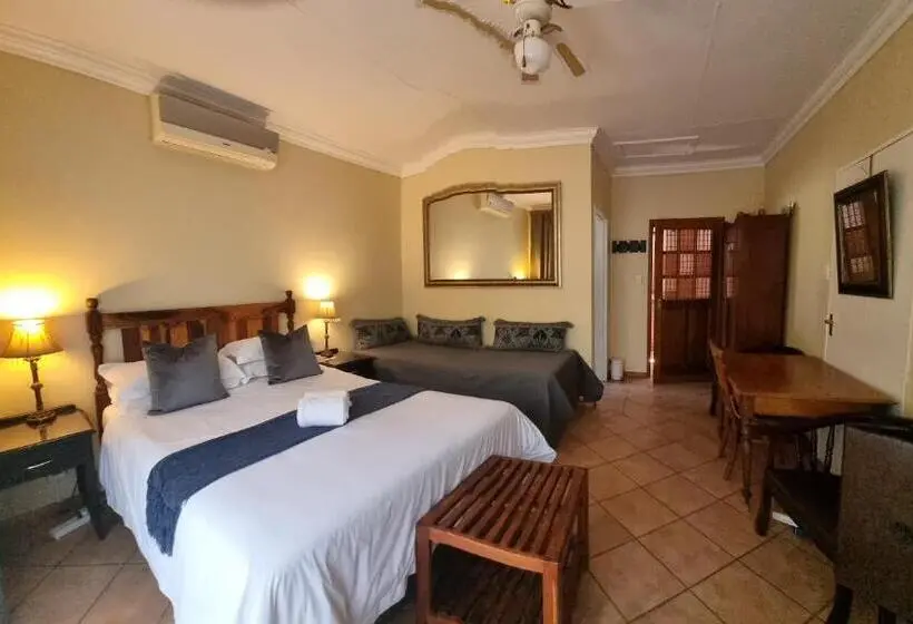 デラックストリプルルーム, Camelia Guest House