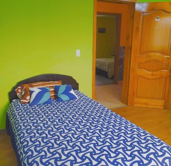 家庭间, Hospedaje Encanto Del Lago