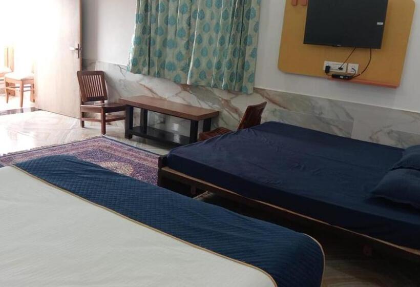 غرفة عائلية, Rama S Resort