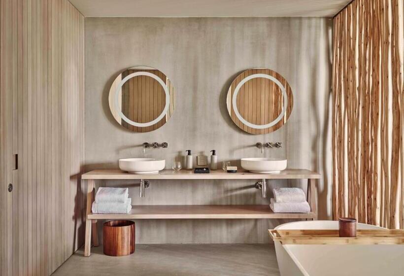 استودیوی استاندارد, Patina Maldives, Fari Islands