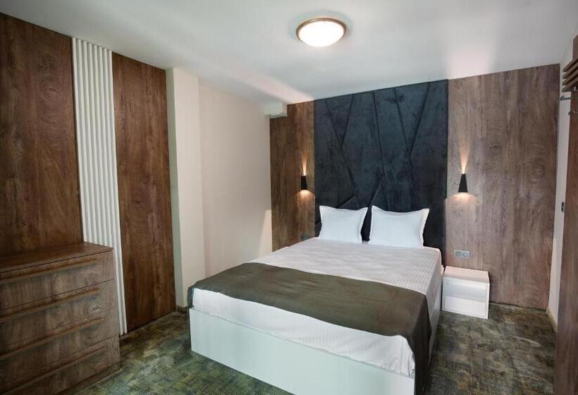 プールの見える１ベッドルームアパートメント, Villa Euphoria