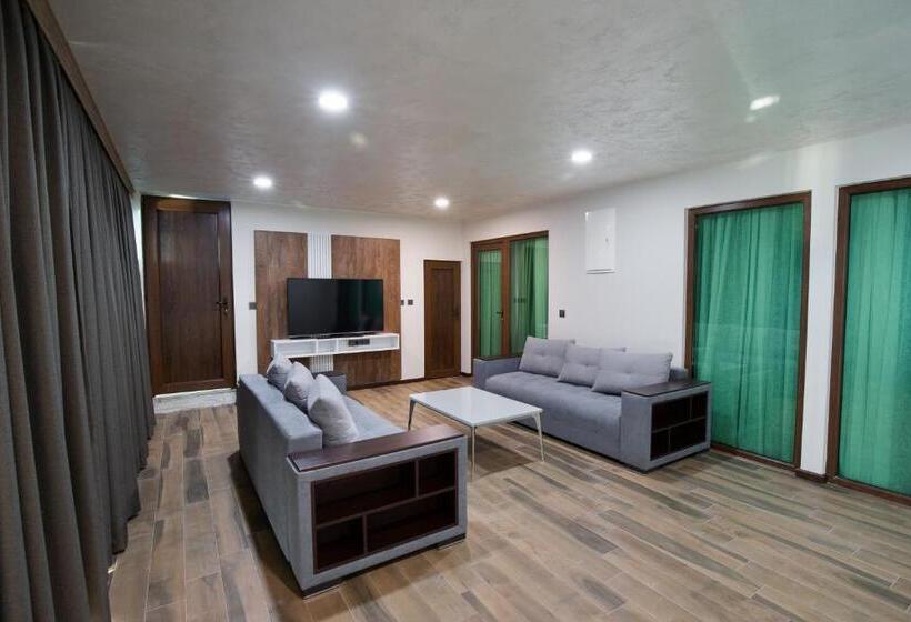 プールの見える１ベッドルームアパートメント, Villa Euphoria