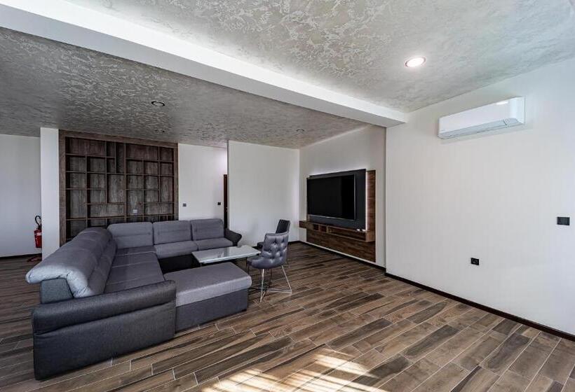 プールの見える１ベッドルームアパートメント, Villa Euphoria