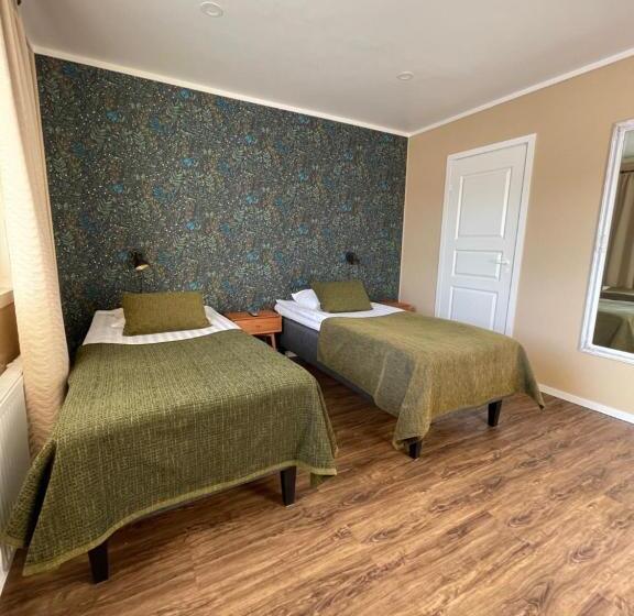 غرفة قياسية, Kuortane Kuharanta