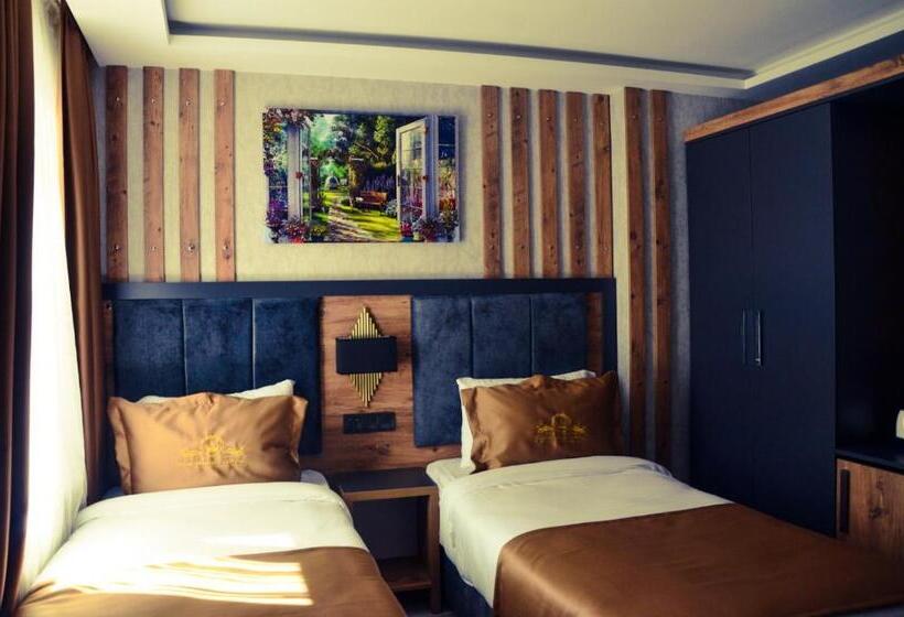 اتاق استاندارد یک نفره, Rua World