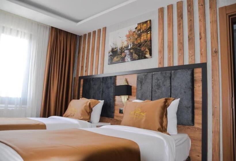 اتاق استاندارد یک نفره, Rua World