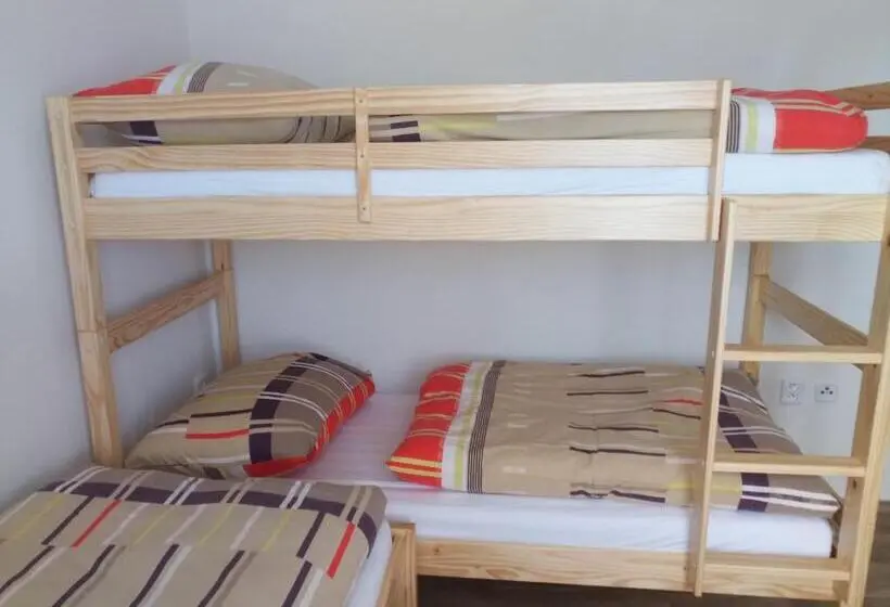 スタンダード４人部屋, Penzion Athéna   Sportovní Areál