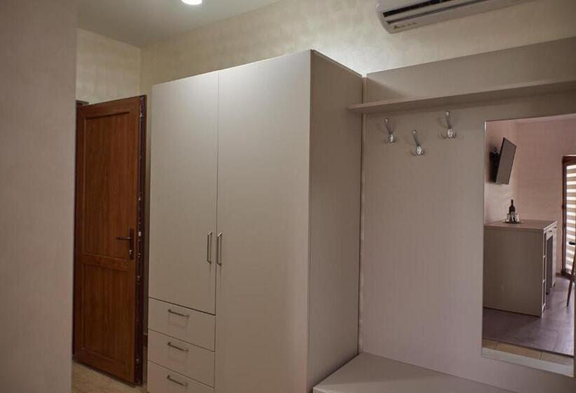 Номер Стандарт с Террасой, Pensiunea Rares