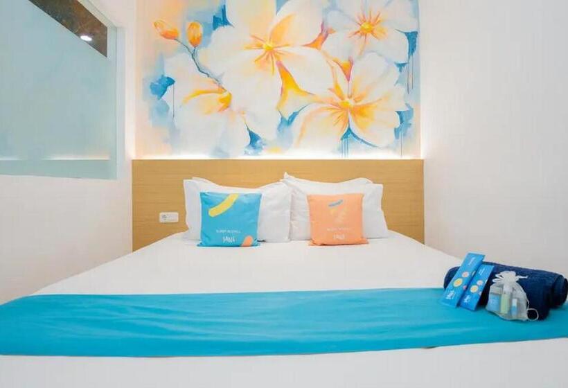 غرفة سوبيريور, Sans Hotel Box Mansion Surabaya By Reddoorz