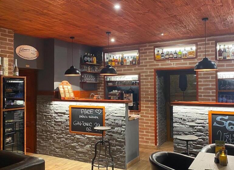 豪华工作室, Sg Apartmánový Dům Hoŕice