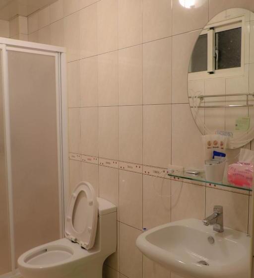 اتاق استاندارد چهار تخته, Zhiyue Homestay