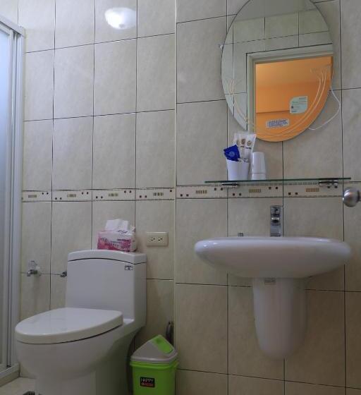 اتاق استاندارد سه نفره, Zhiyue Homestay