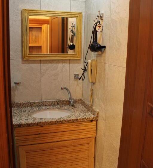 اتاق استاندارد یک نفره, Duran Aga Konagi