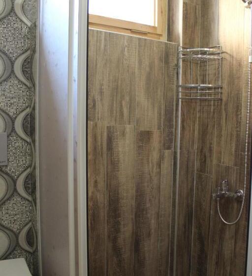 اتاق لوکس, Duran Aga Konagi