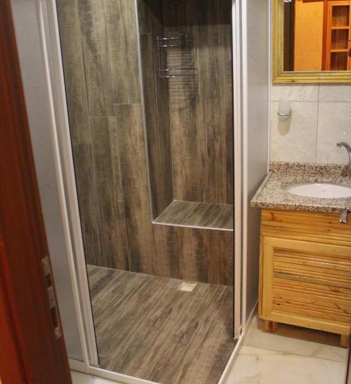 اتاق خانوادگی, Duran Aga Konagi