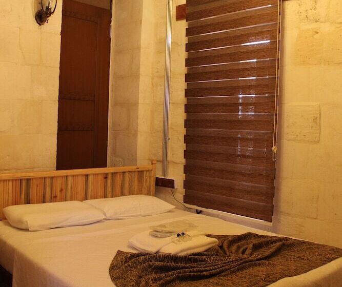 اتاق اکونومی, Duran Aga Konagi