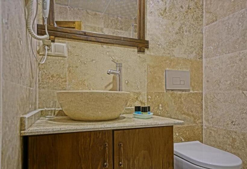 חדר סטנדרט, Balloon Cave