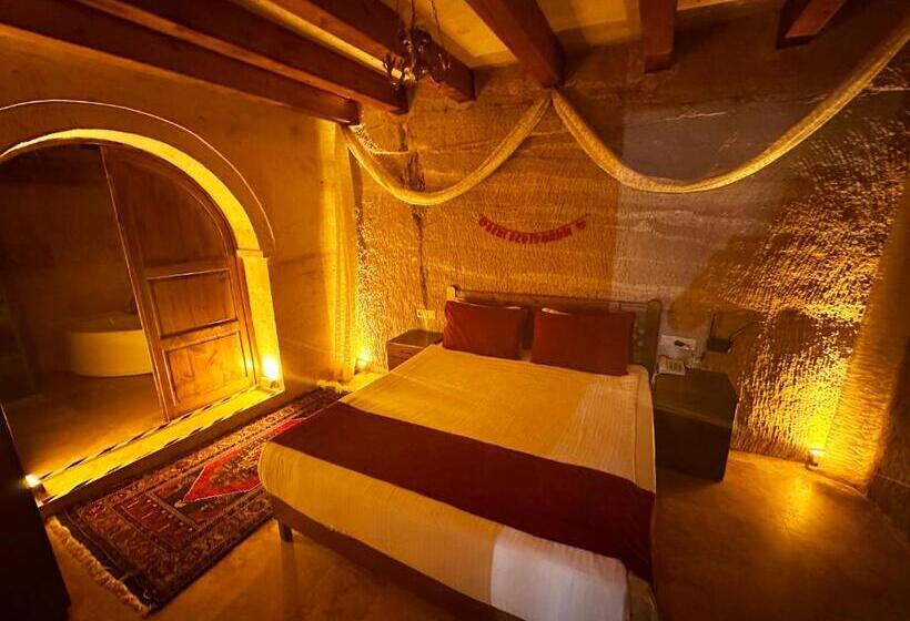 סוויטה משפחתית, Balloon Cave