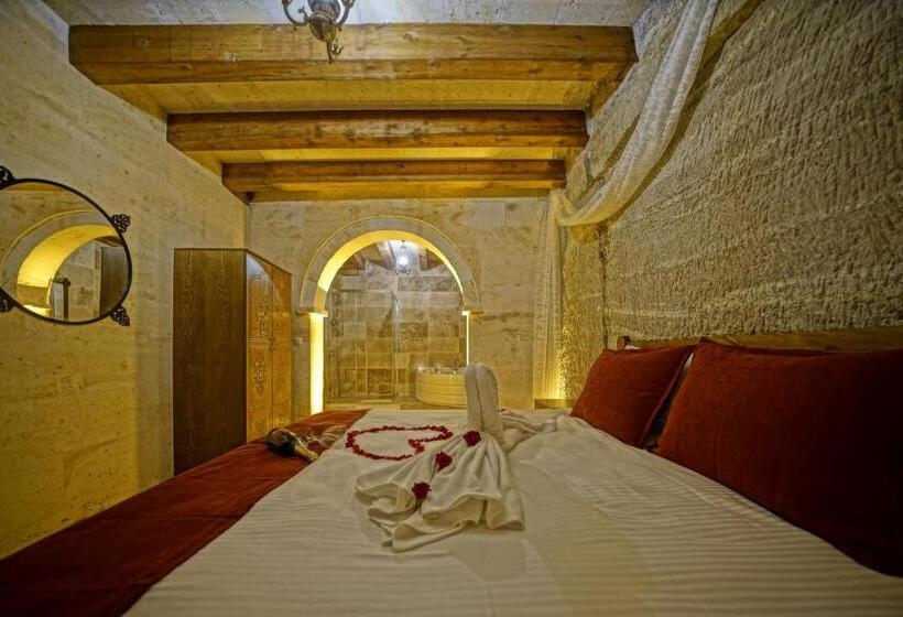 סוויטה משפחתית, Balloon Cave