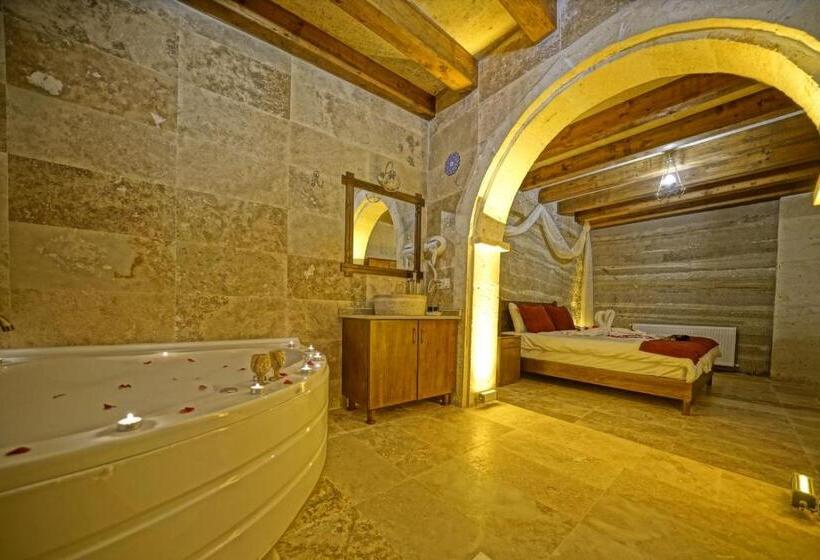 סוויטה משפחתית, Balloon Cave