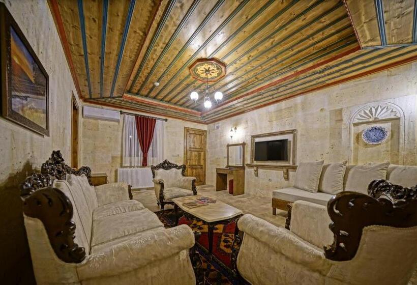 סוויטה משפחתית, Balloon Cave