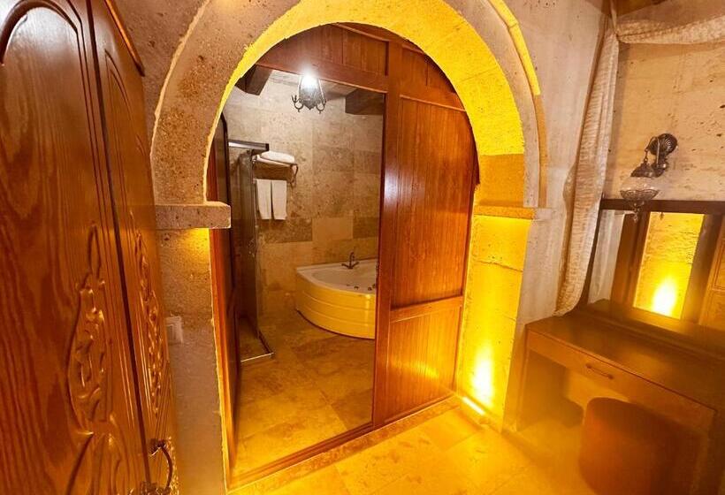 סוויטה, Balloon Cave