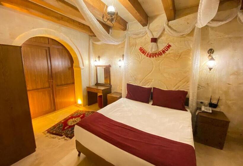 סוויטה, Balloon Cave