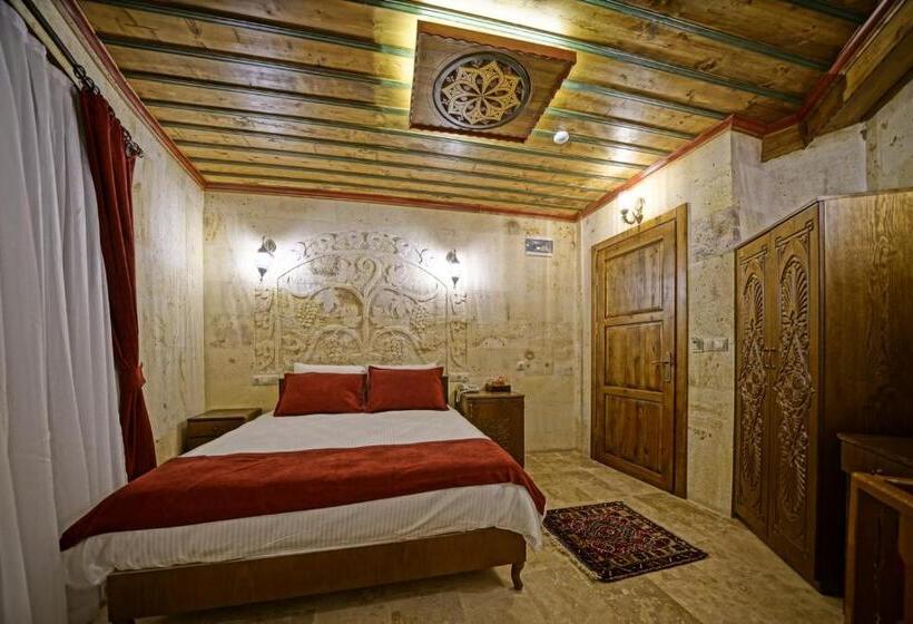 סוויטת דופלקס, Balloon Cave