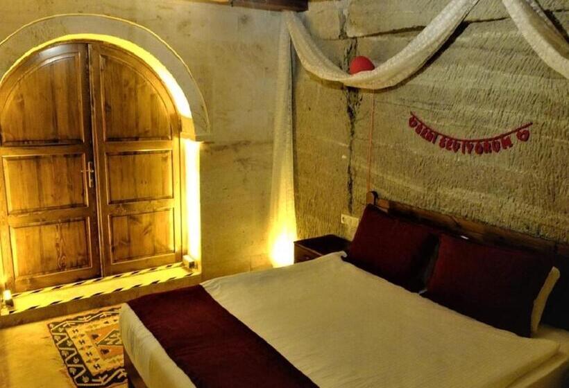 סוויטה משפחתית, Balloon Cave