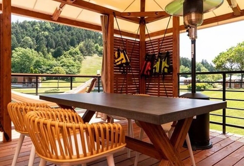 Standard Tent, Glamp Element   Campground