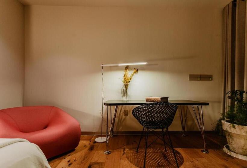 Номер Стандарт, Tá Hotel De Diseño